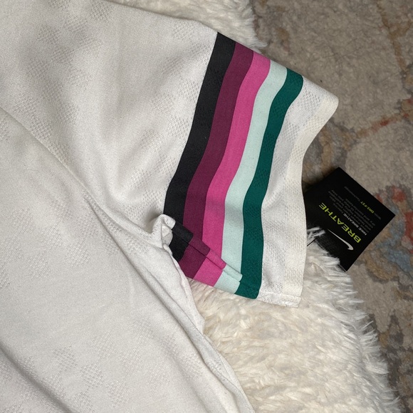 Nike Breathe Tee - Picture 3 of 6